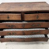 Louis XV chest of drawers in solid oak from the 18th century