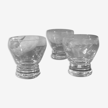 3 verres à digestif anciens en cristal