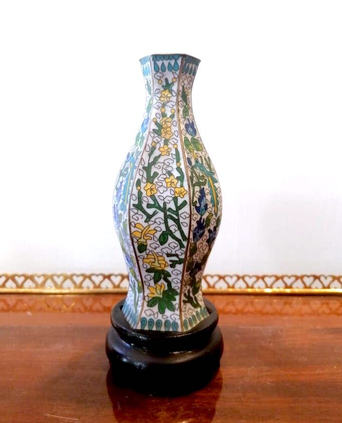 Soliflore vase in partitioned bronze China