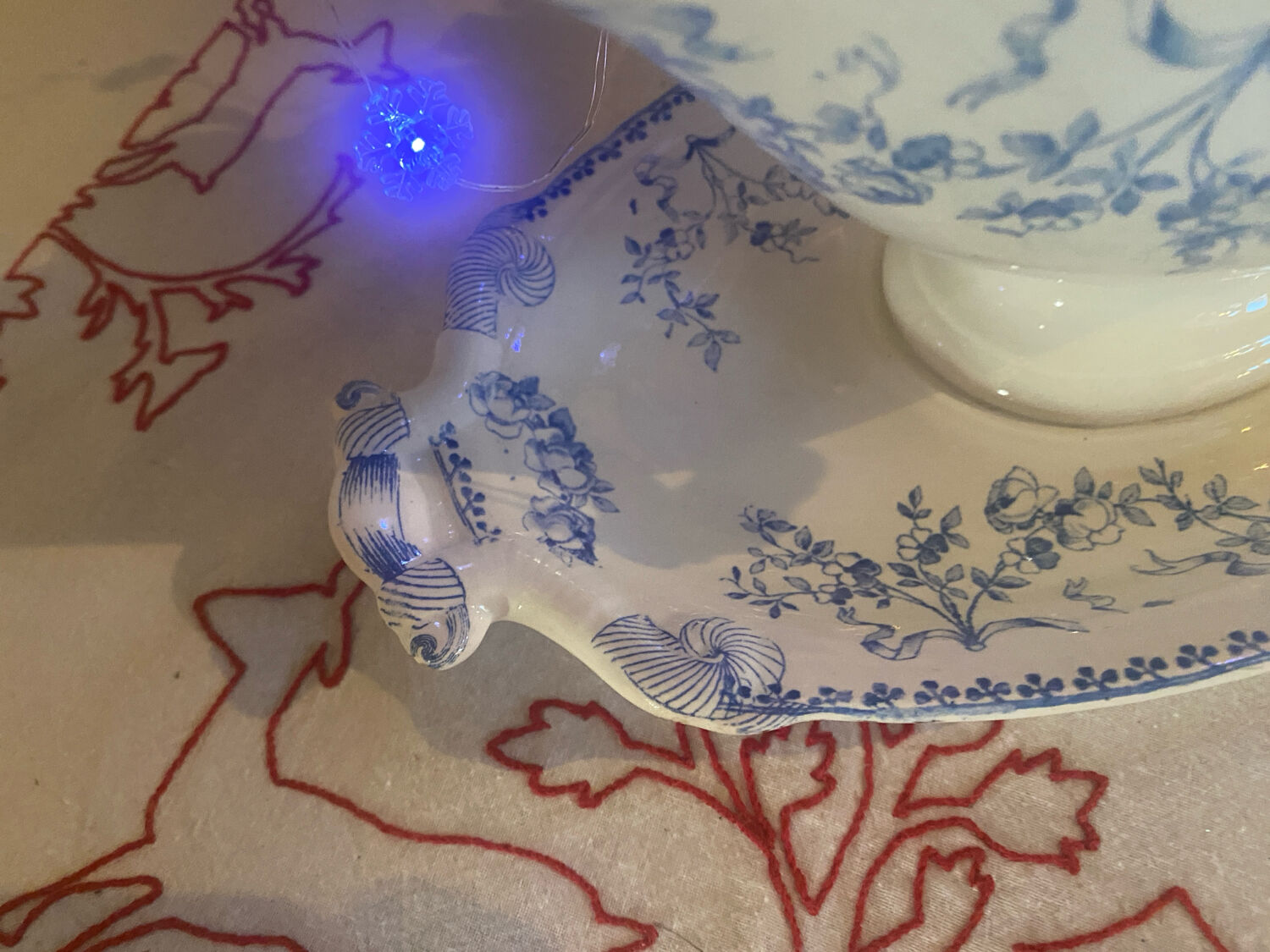 Mozart pattern earthenware gravy boat stamped Sarreguemines