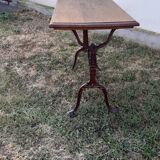 Table de bistrot ancienne dessus bois pieds fonte