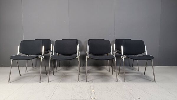 8 chaises vintage DSC 106 de Giancarlo Piretti pour Castelli