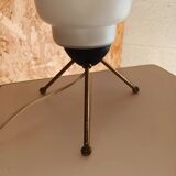 Tripod lamp