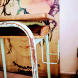 Desk with door-satchel