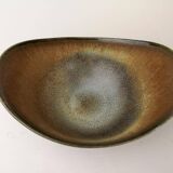 Mid-century pair of bowls by Rörstrand Sweden by Gunnar Nylund, 1950s.