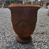 cast iron anduse vase
