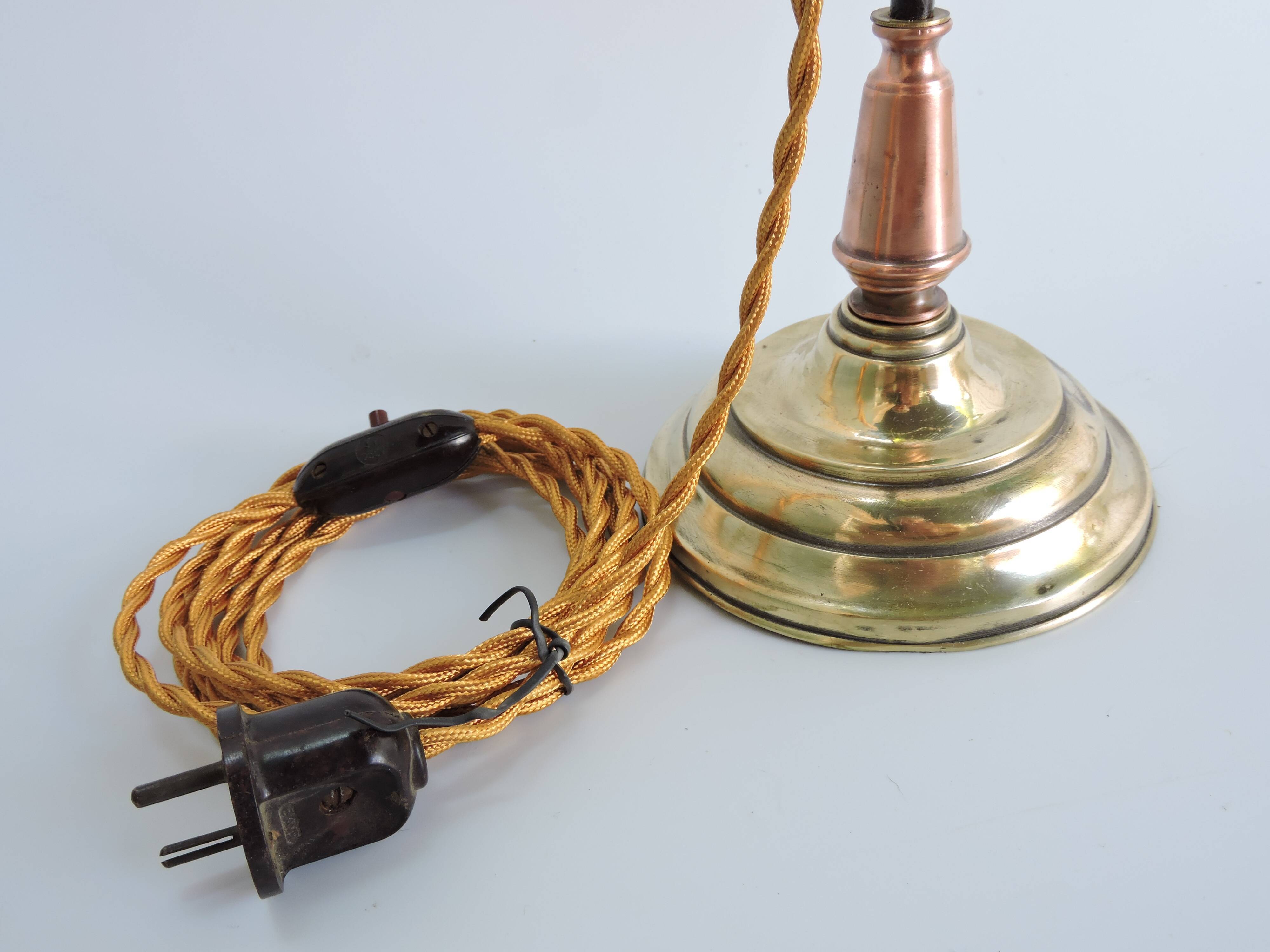 Notary office lamp rises and falls MONIX Paris