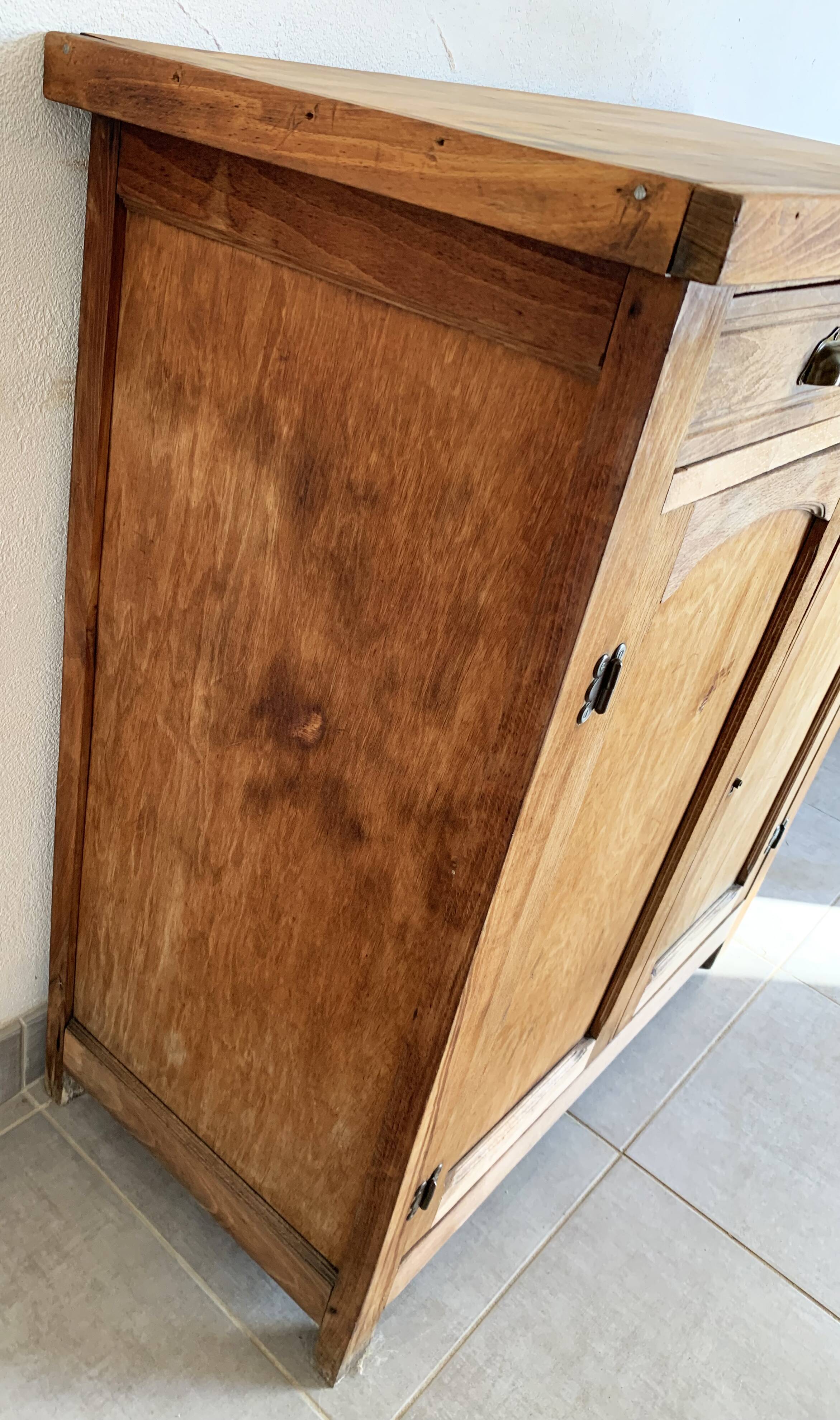 Vintage Parisian buffet in solid oak from the 60s