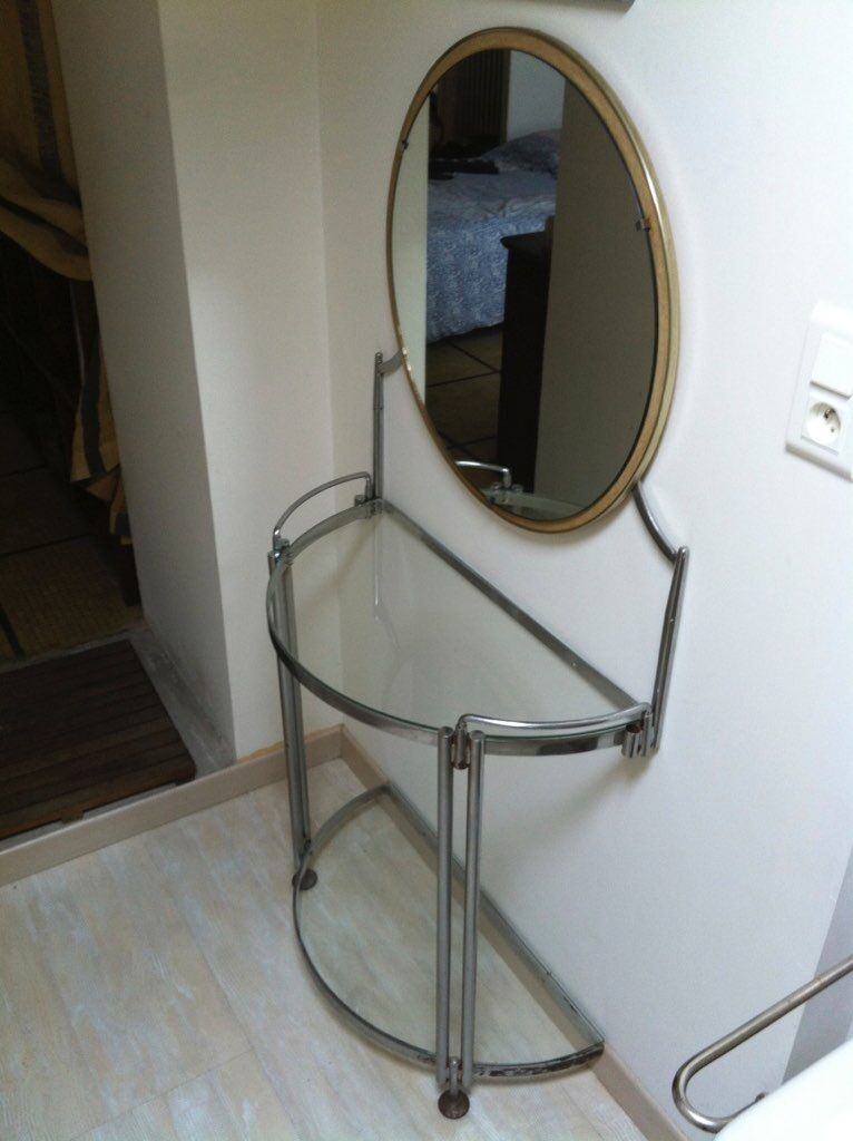 Coiffeuse verre