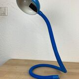 Flexible snake lamp blue 80s memphis