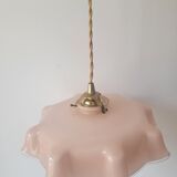 Pink opaline suspension