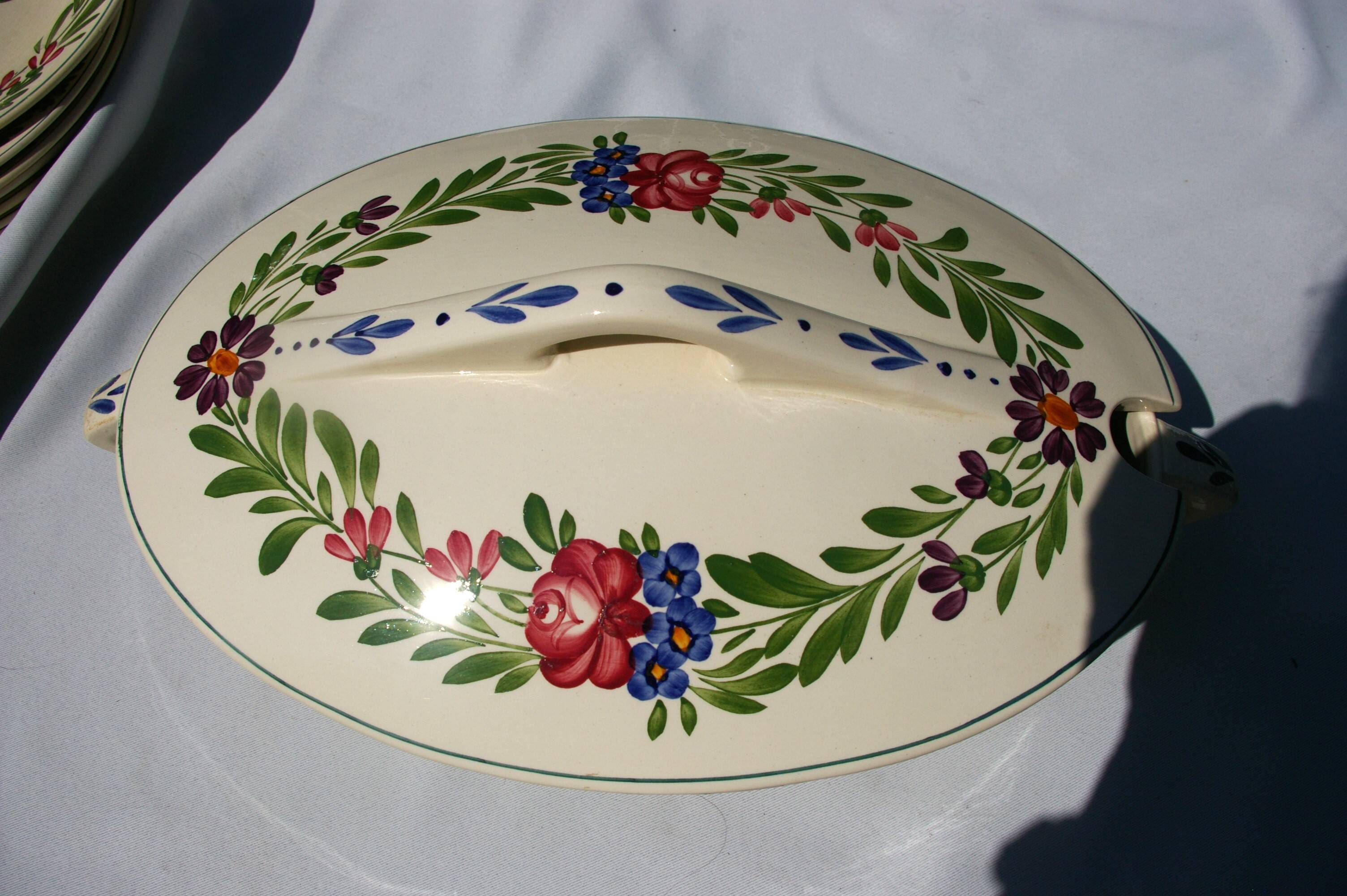 Earthenware tureen UC Sarreguemines Rusticana model hand painted floral decoration
