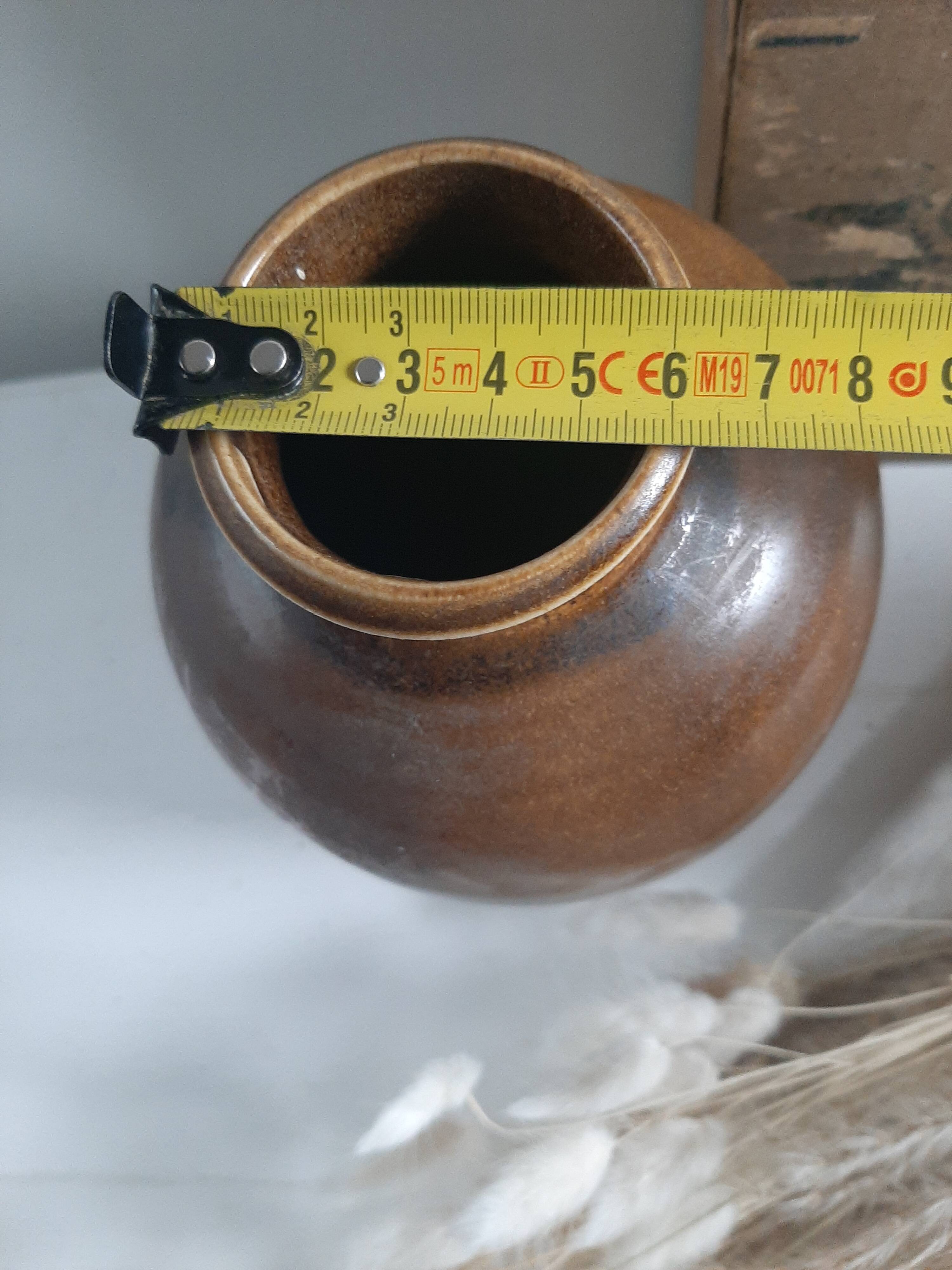 Brown vase signed Barotte