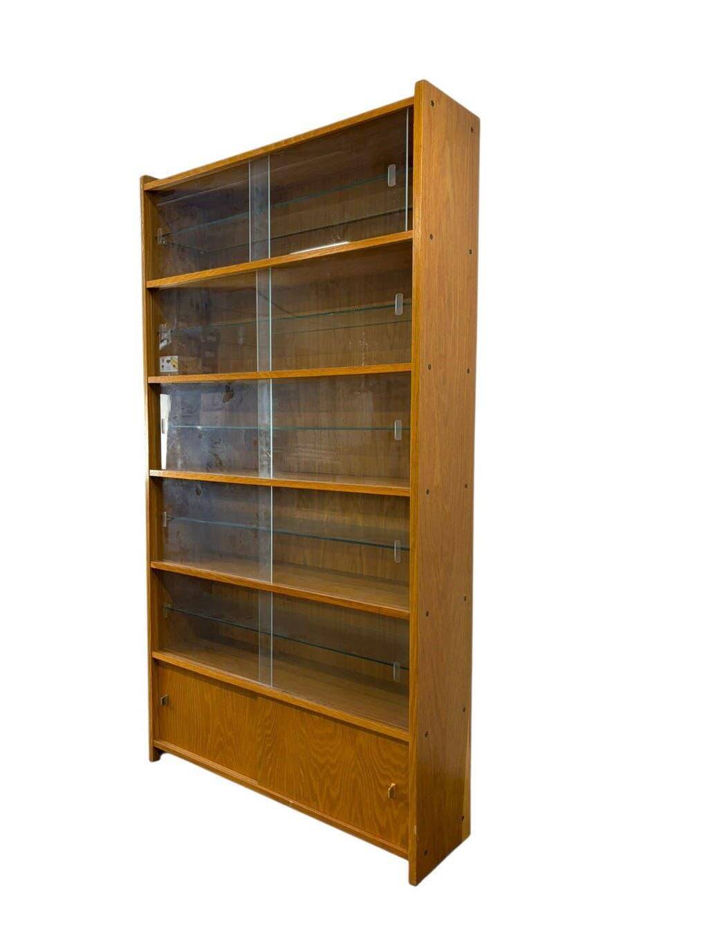 Étagère/vitrine/meuble de collection vintage en bois peu profond