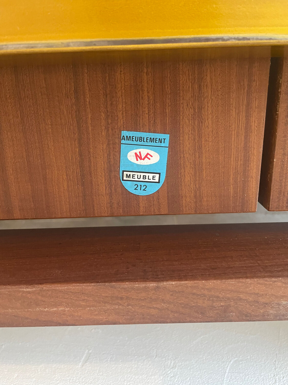 Table en teck vintage NF 2 rallonges