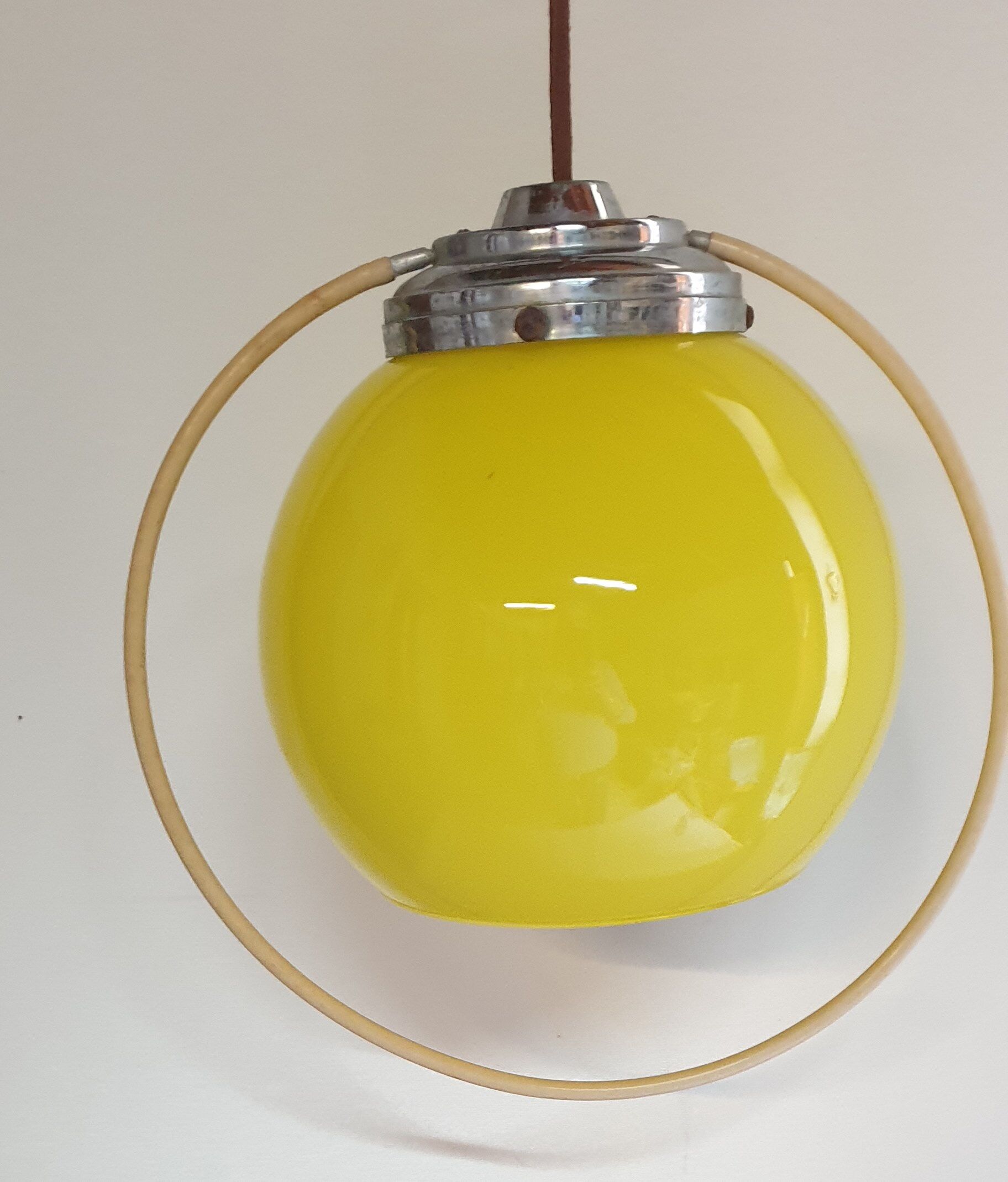 Suspension glass yellow ball vintage