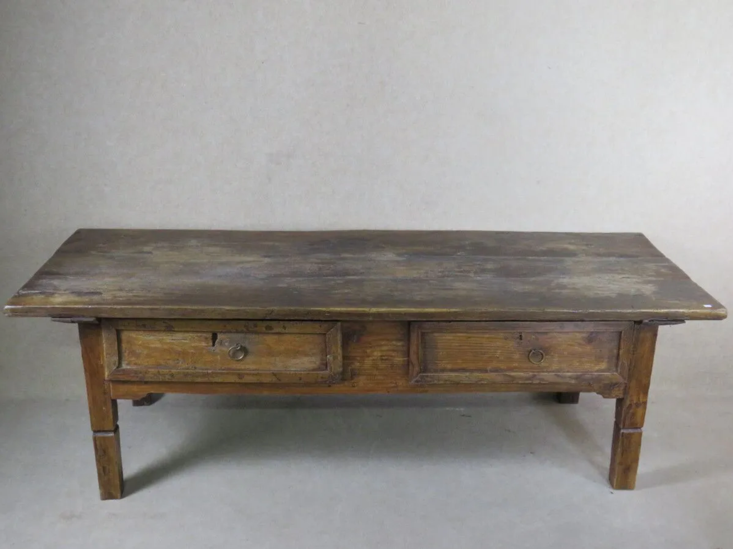 Rustic coffee table with two belt pulls