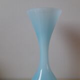 Blue opaline soliflore