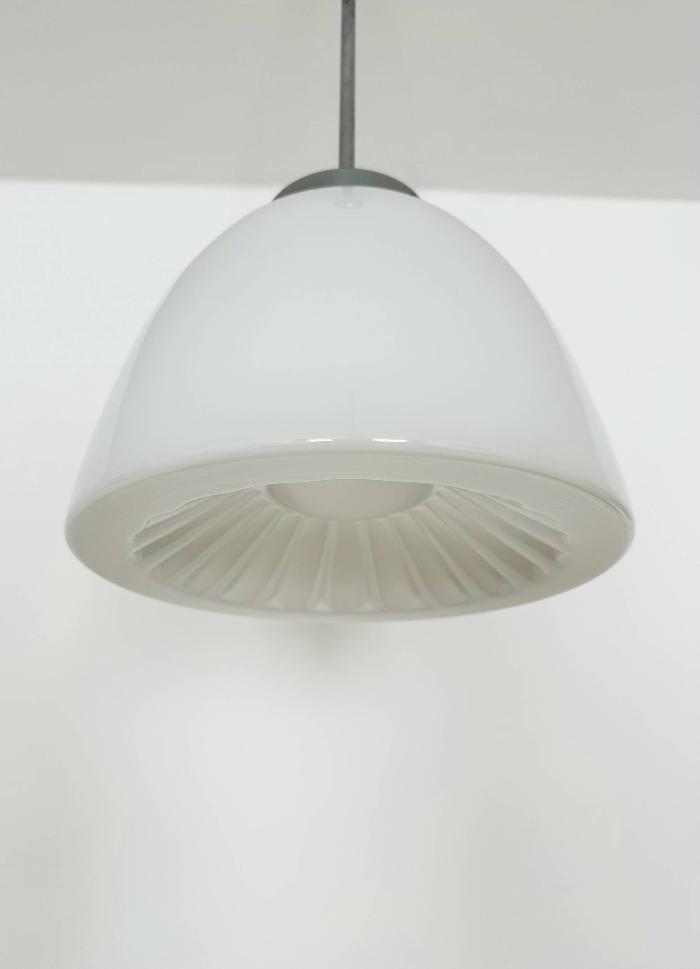 Suspension en verre opalin de Napako