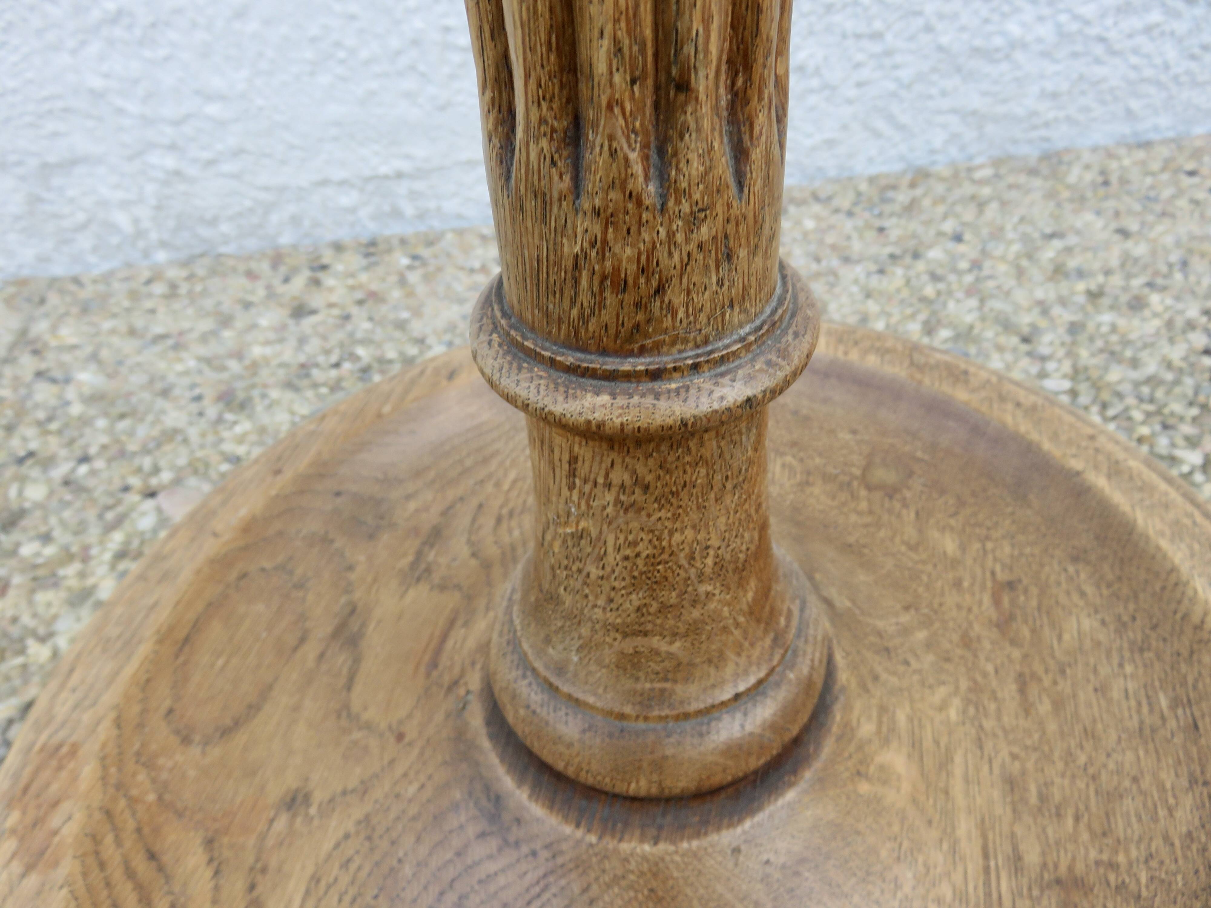 Art Deco tapered floor lamp in solid oak from the 1930s-1940s.