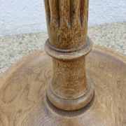 Lampadaire Art Deco fuselé en chêne massif années 30 40