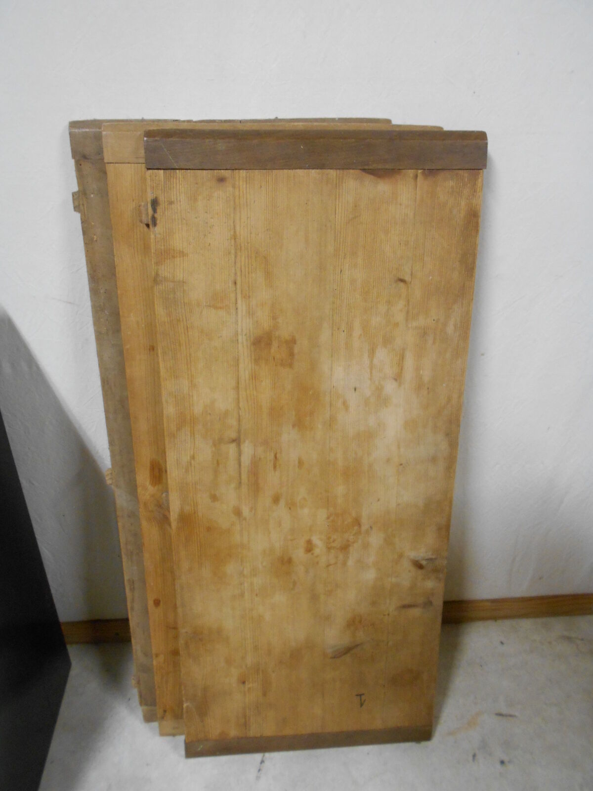 Art deco dining table