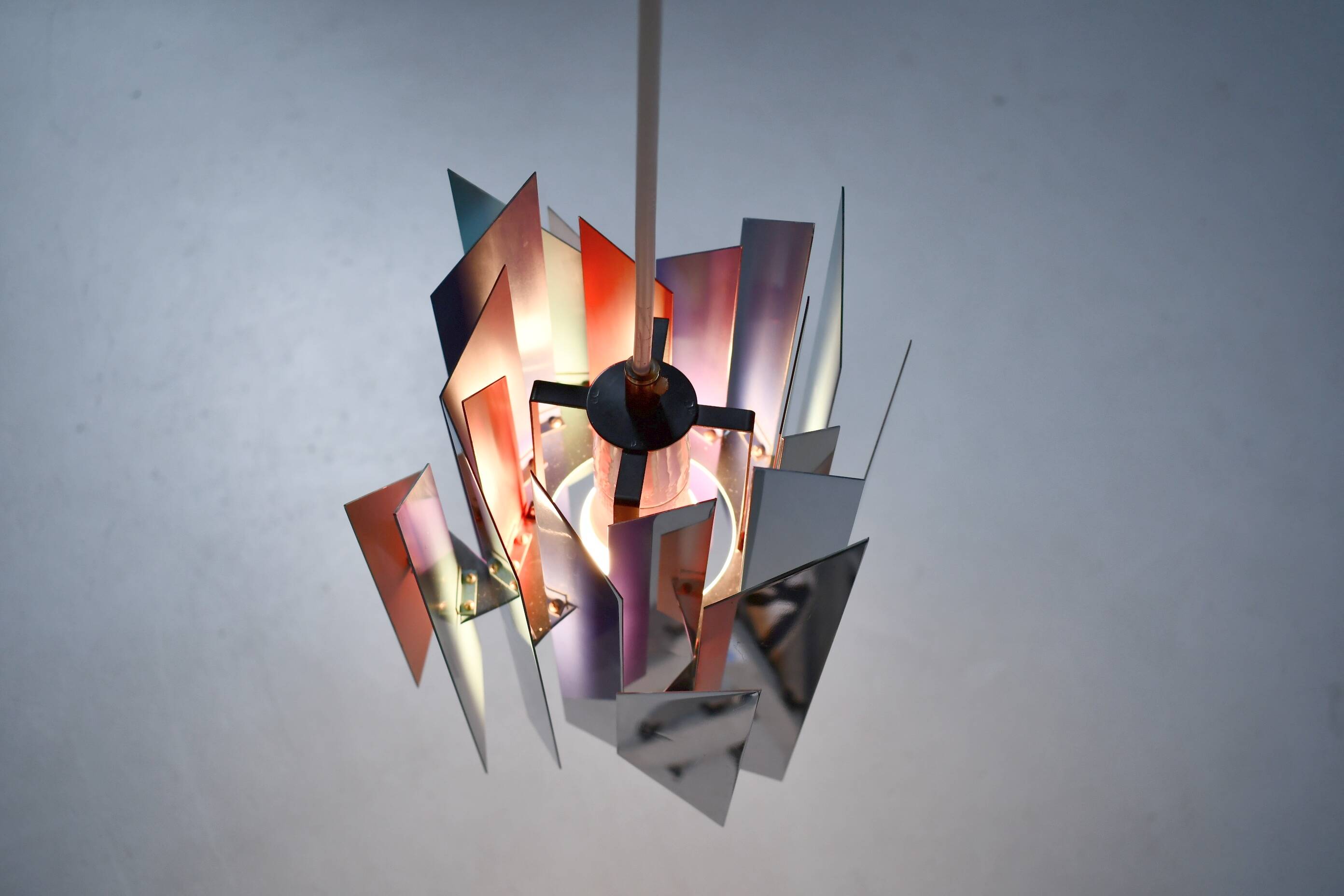 Tivoli Divan-2 Pendant. Simon Henningsen for Lyfa, 1962. (brs)