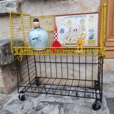 Postal sorting trolley