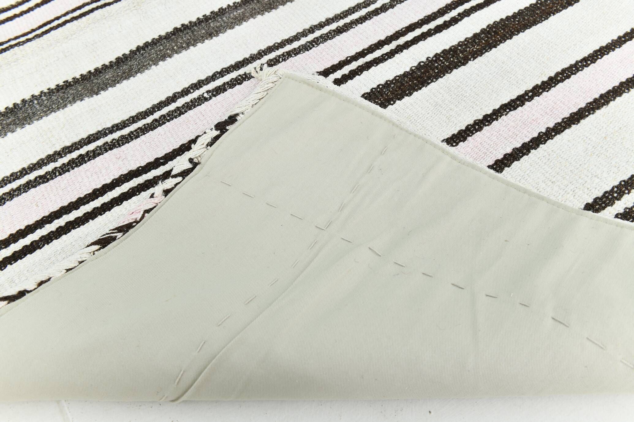 Kilim Turc Vintage Rayé Blanc et Brun, Tapis Bohème Tissé Main,175x220Cm