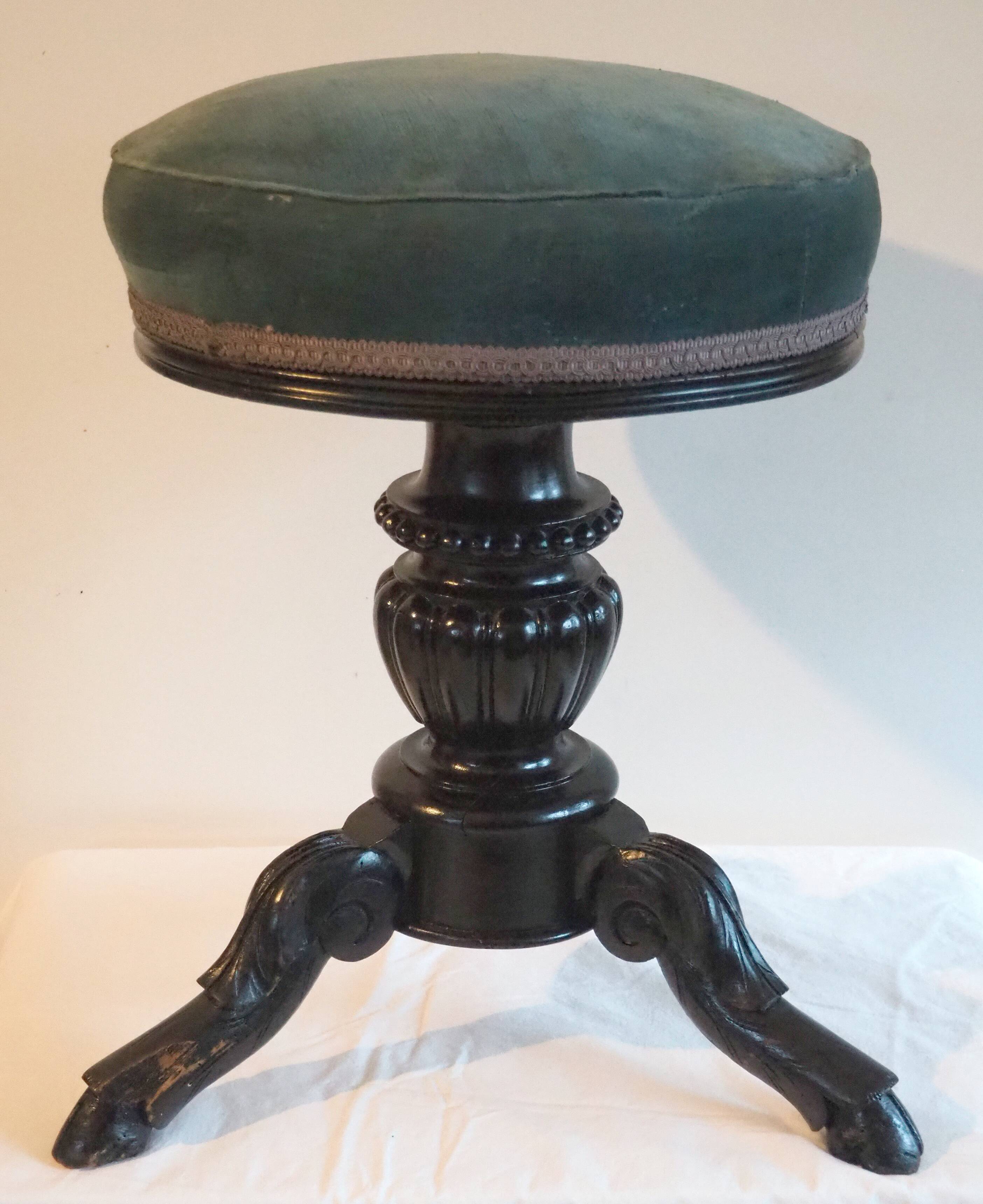 Napoleon III piano stool - tripod, doe feet