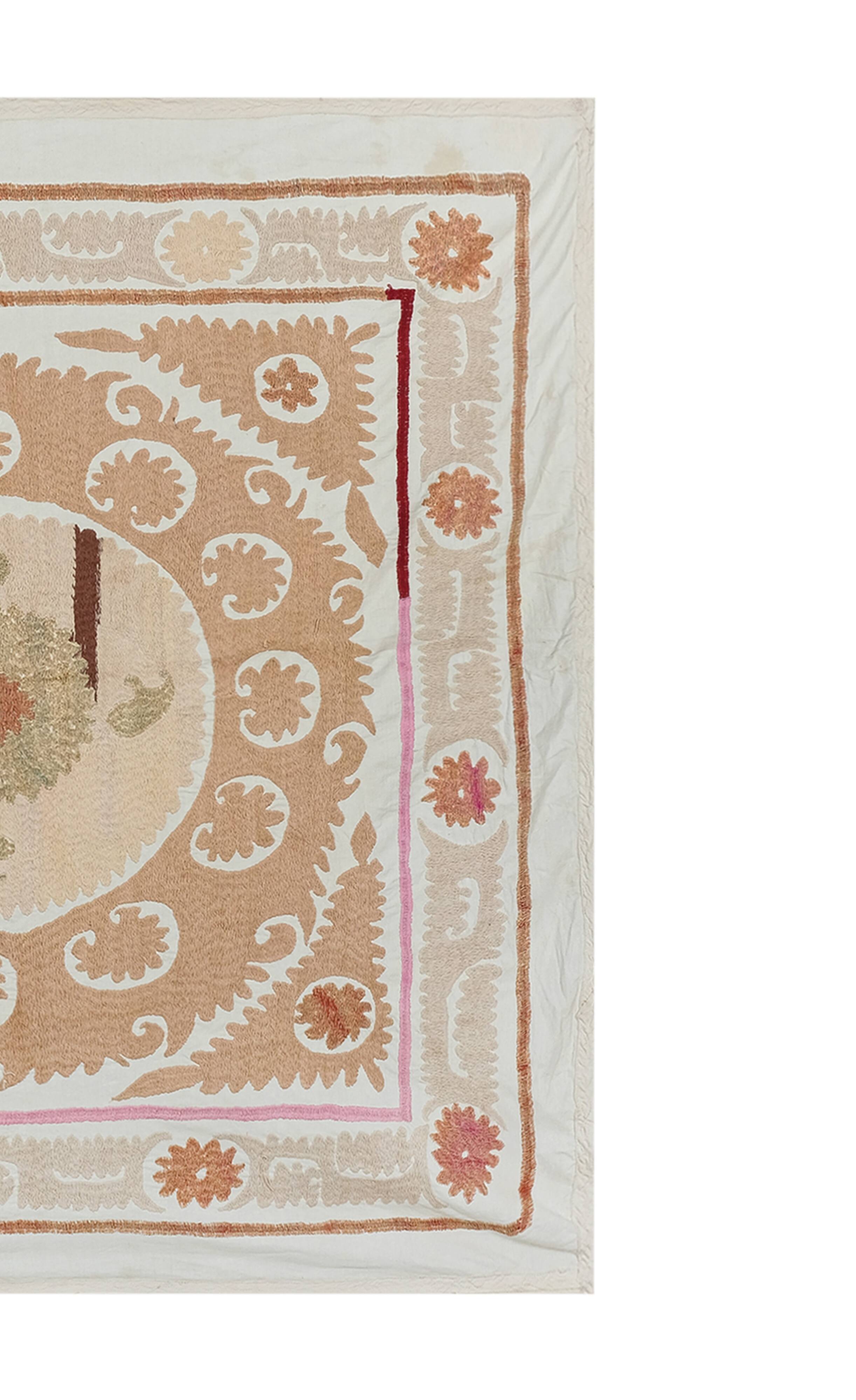 Hand knotted rug, vintage Turkish rug 116x124 cm