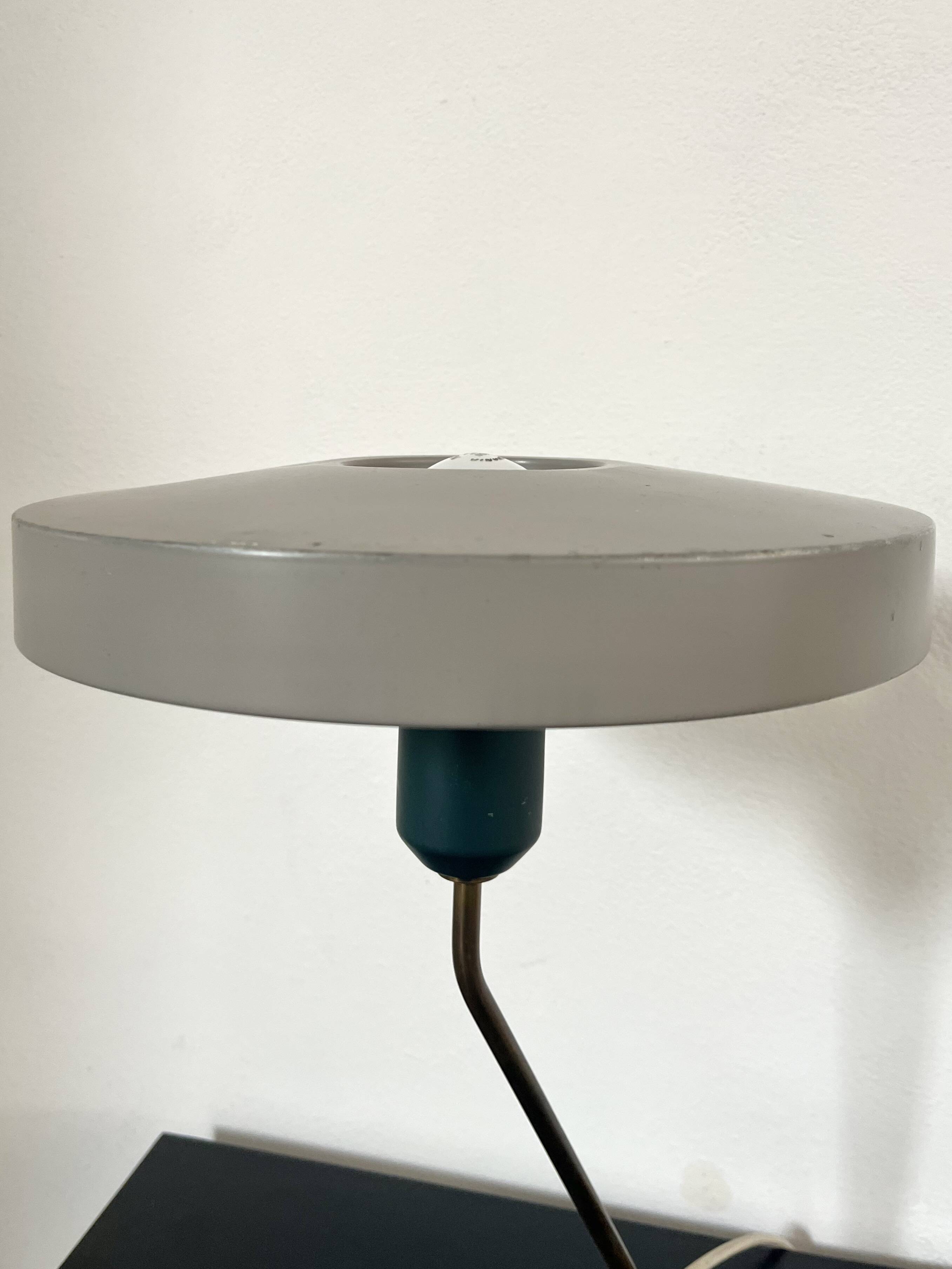 Philips lamp by Louis Kalff model Romeo