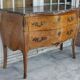 Commode galbée style Louis XV