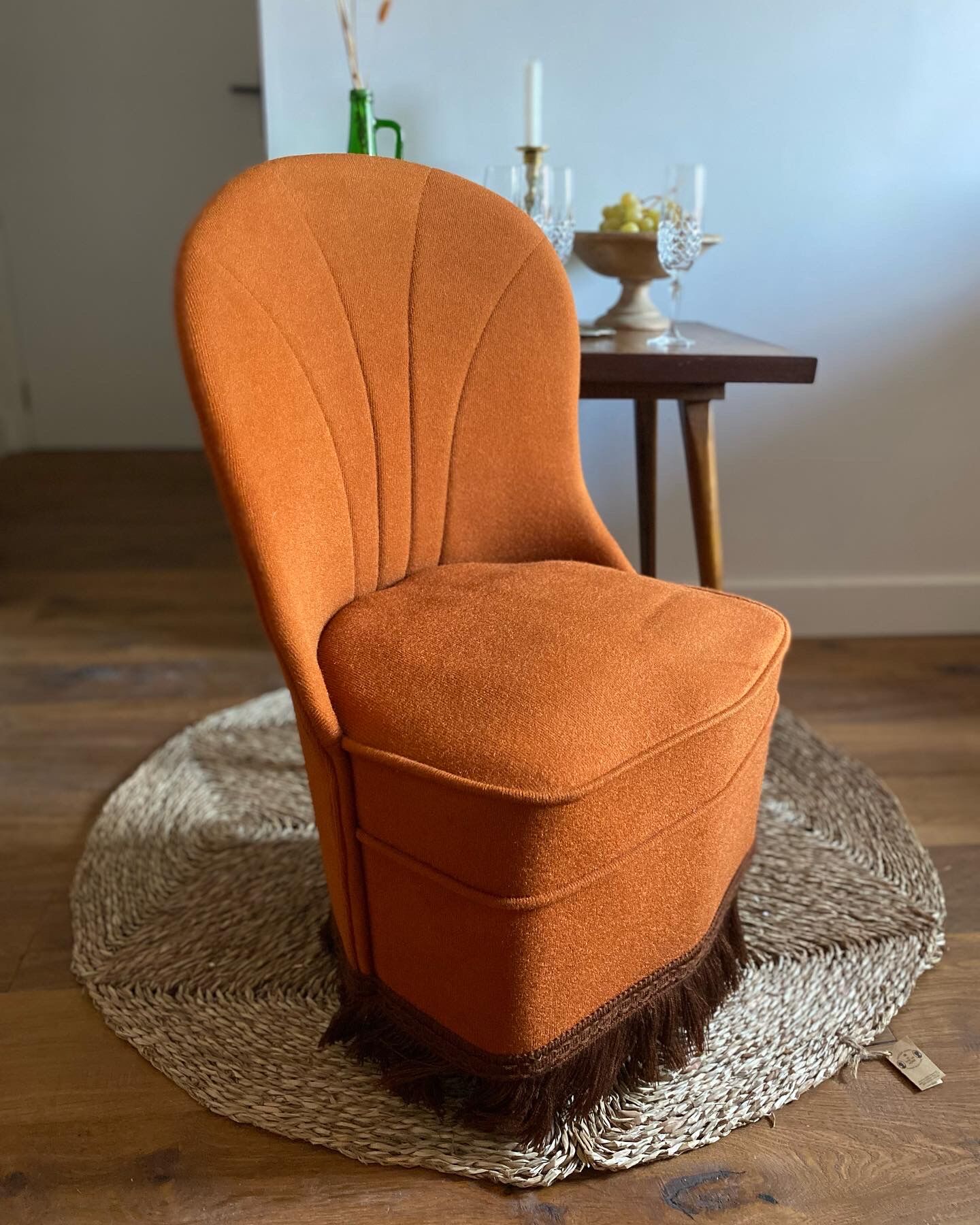 Toad armchair