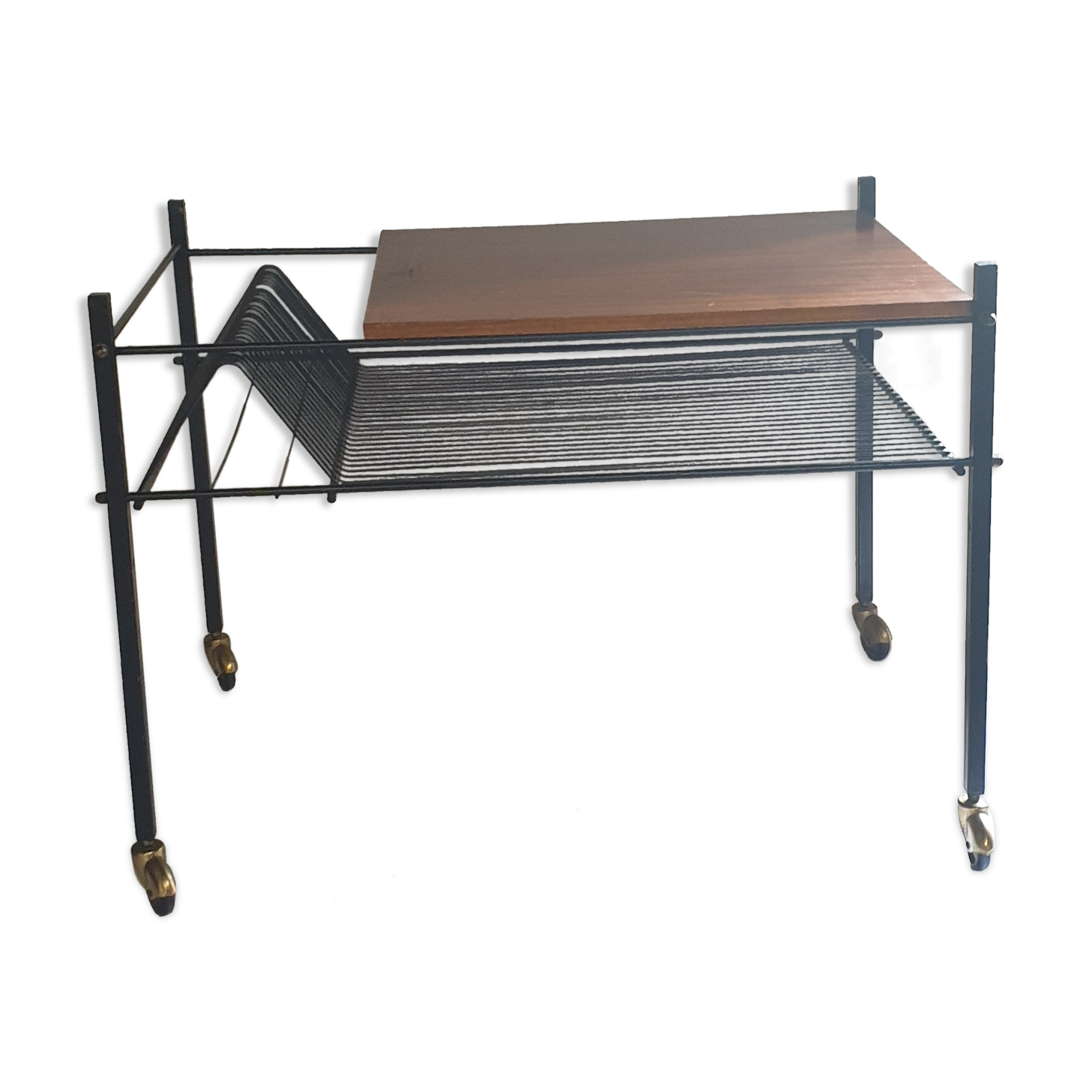 Desserte ranges vintage vinyls on wheels