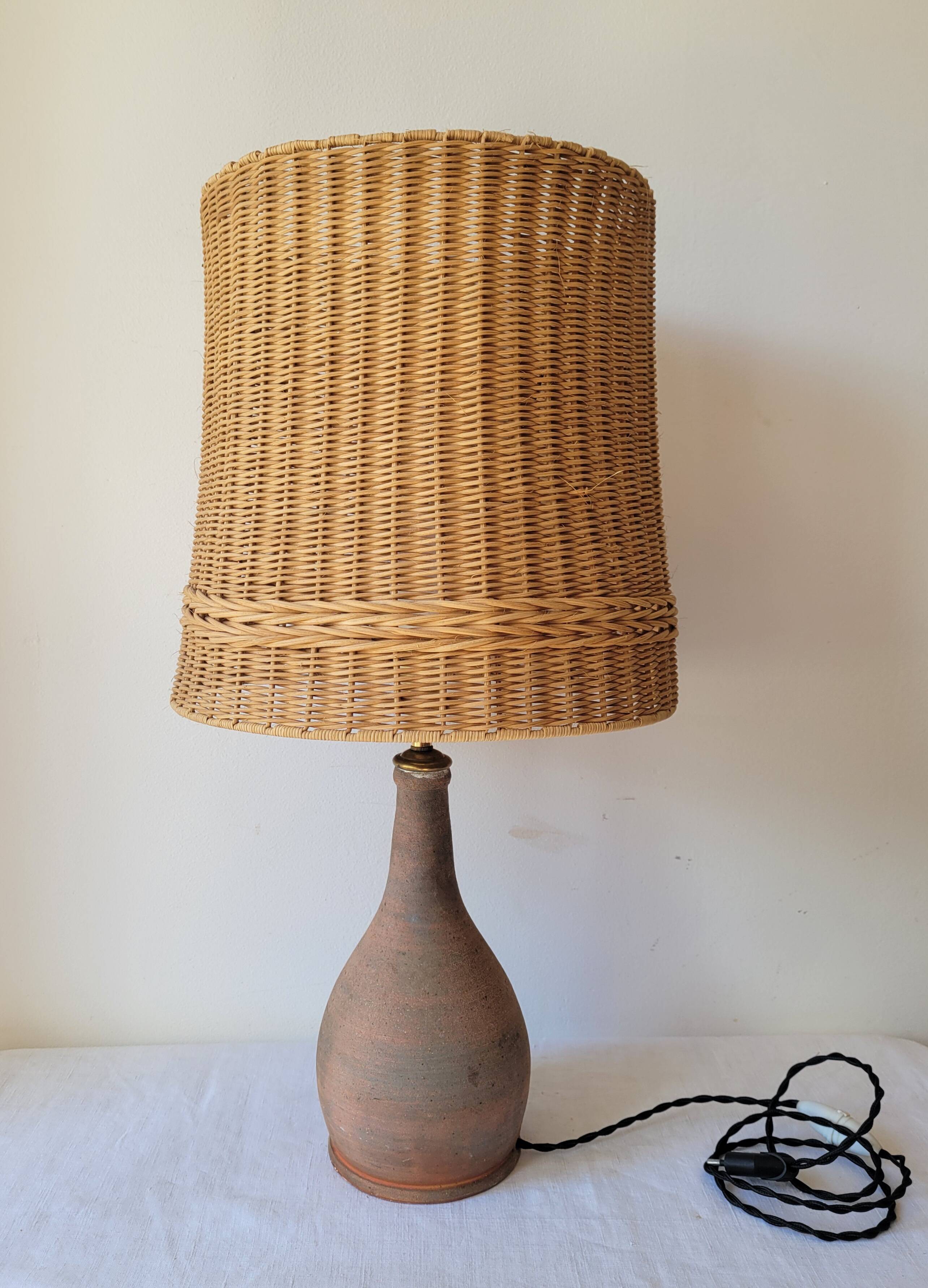 Ceramic and rattan lamp