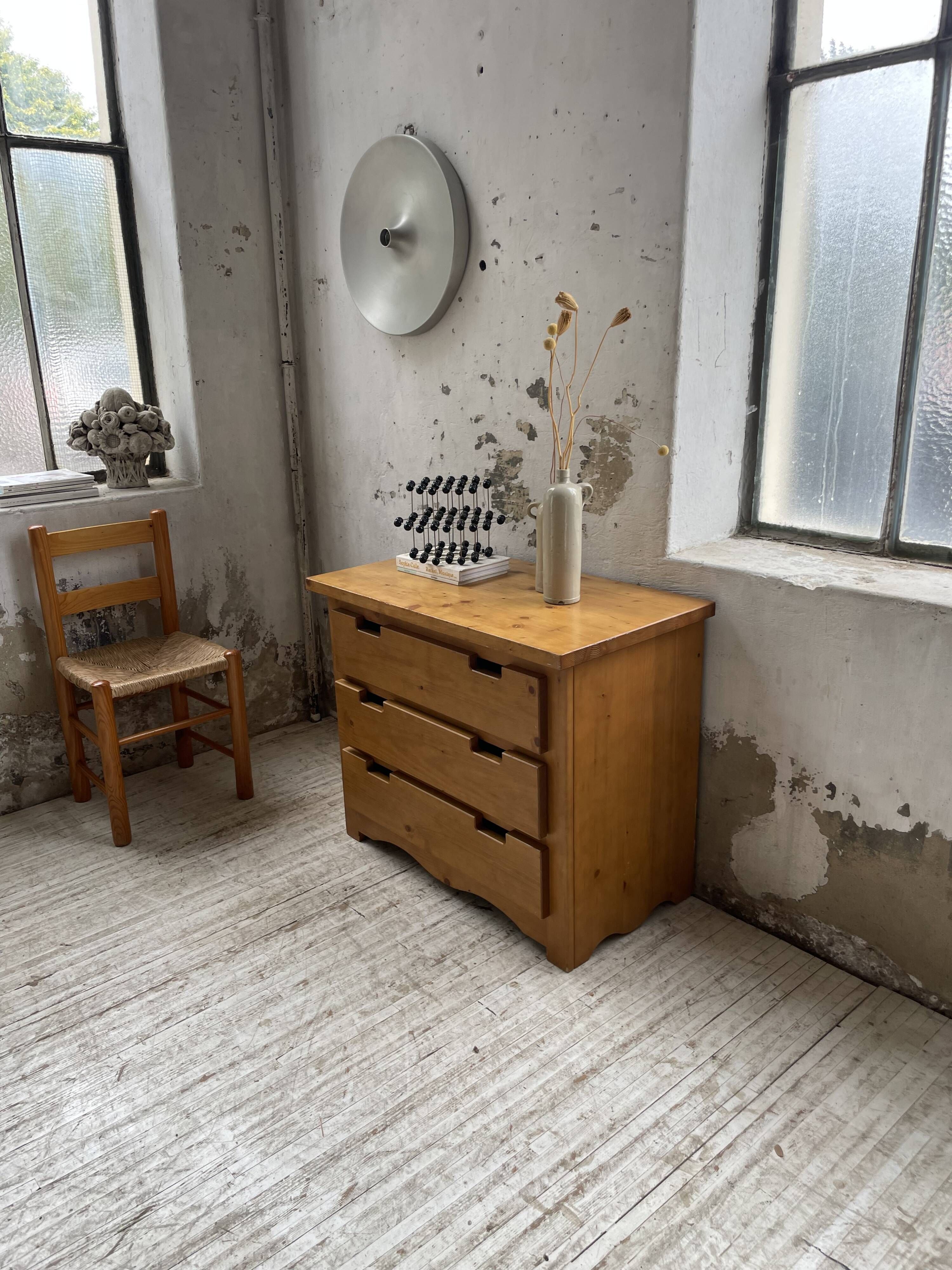 80s pine chest of drawers, mountain furniture