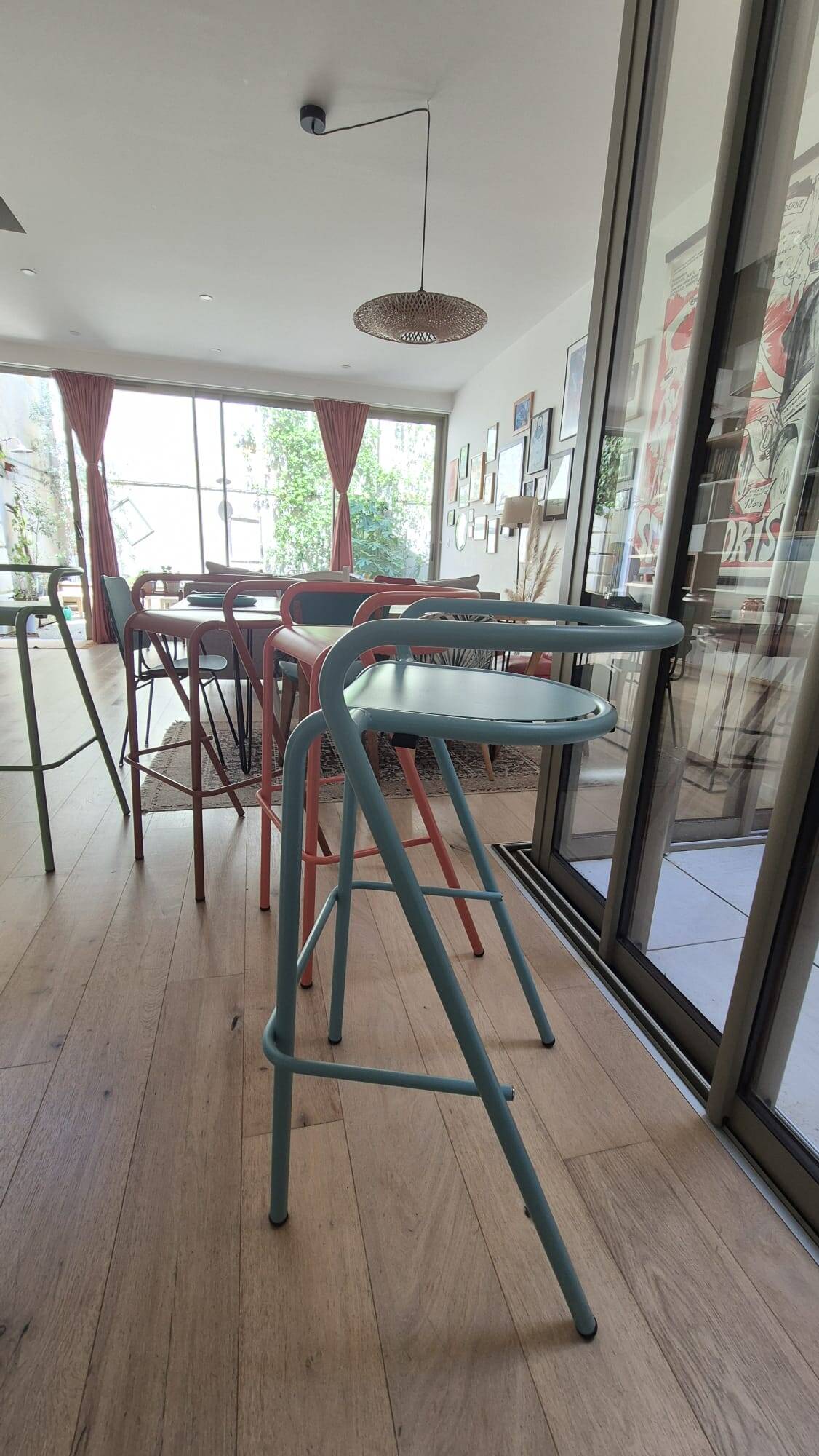 Set of 4 ADICO Metal Bar Stools