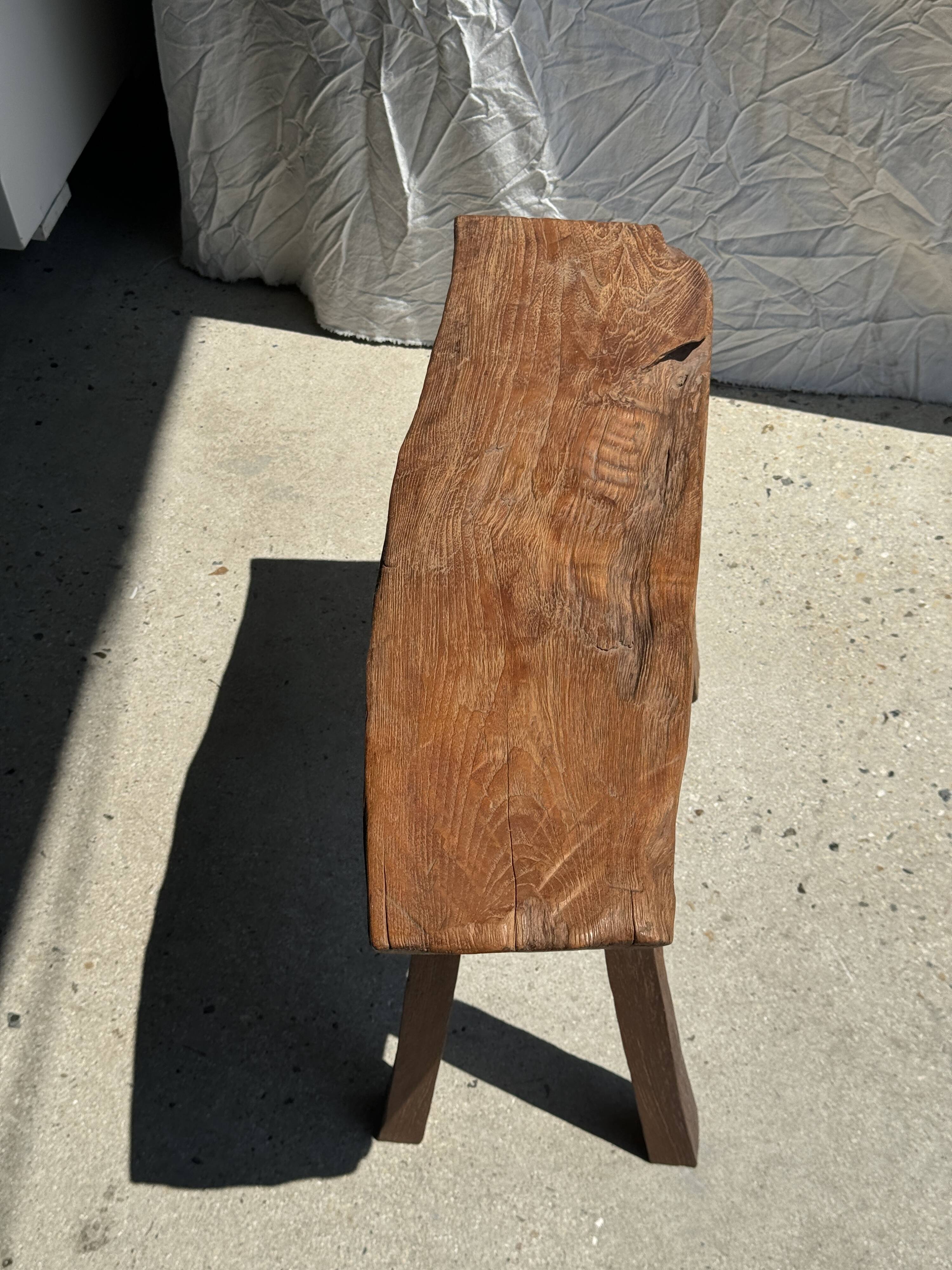 Small organic bench in upcycled Asian teak quadripod - Sungai