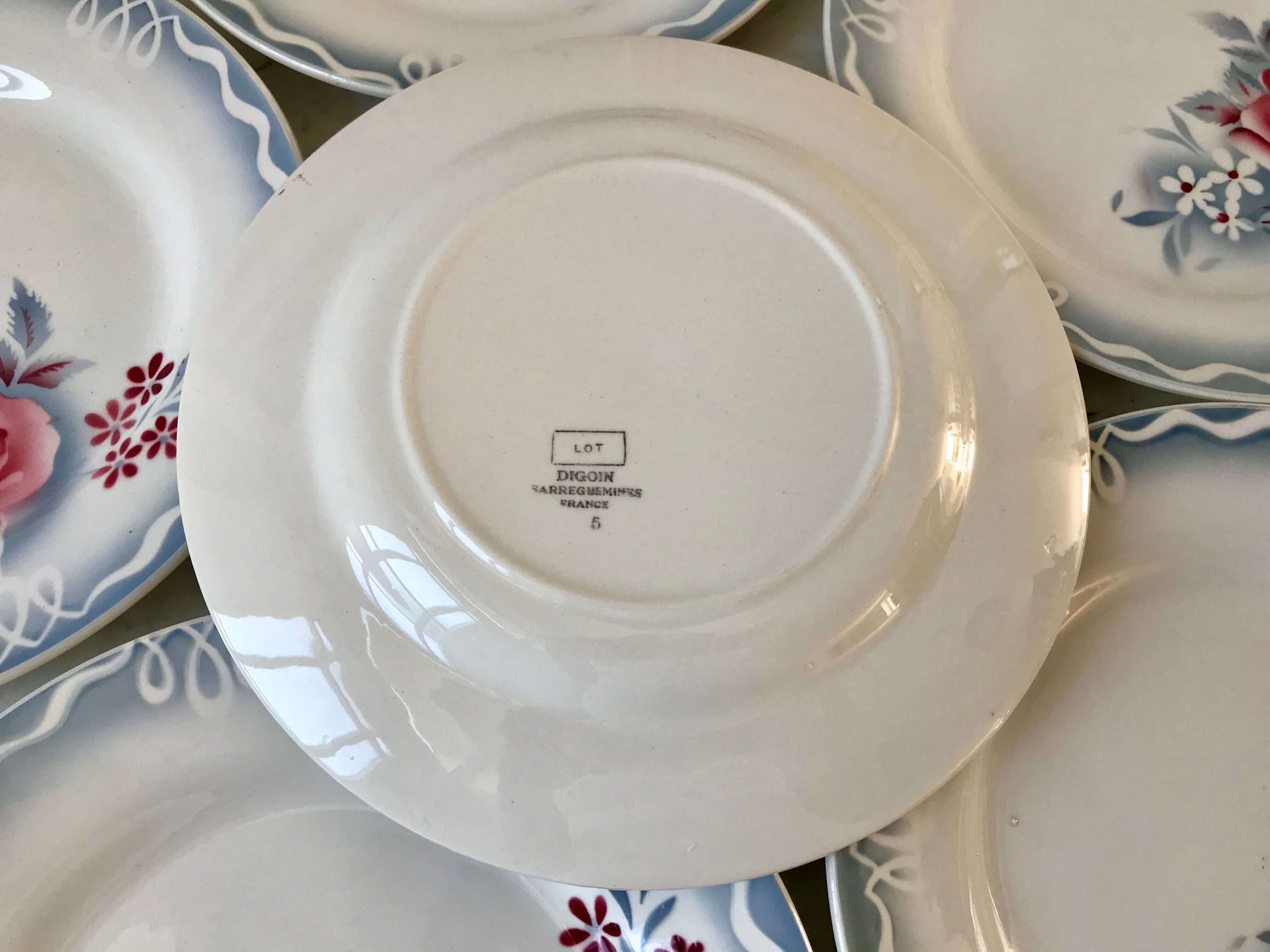 set of 6 flat plates Digoin Sarreguemines model "Lot" 30s