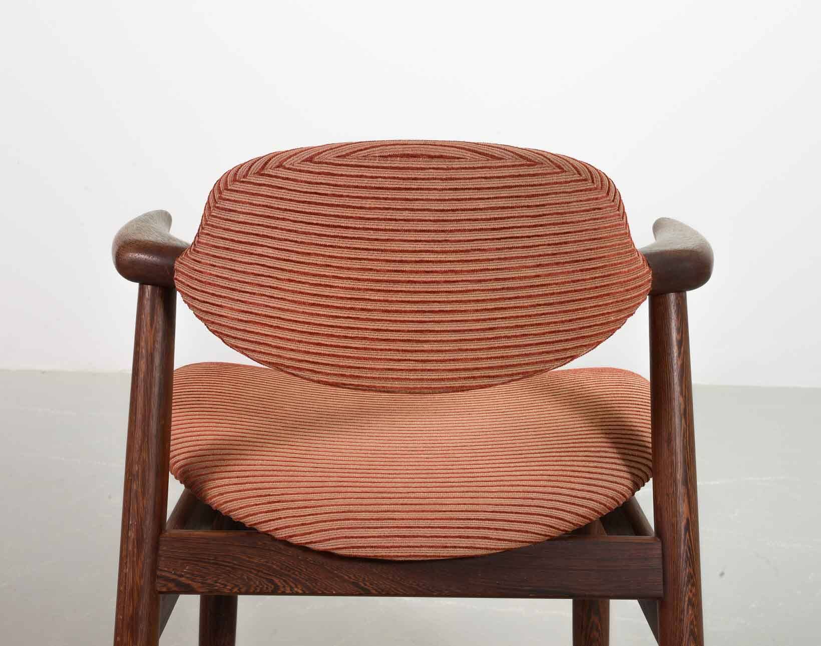 4 Wenge Cowhorn Tijsseling Dining Chairs with Stone Red Fabric, Hulmefa 60s