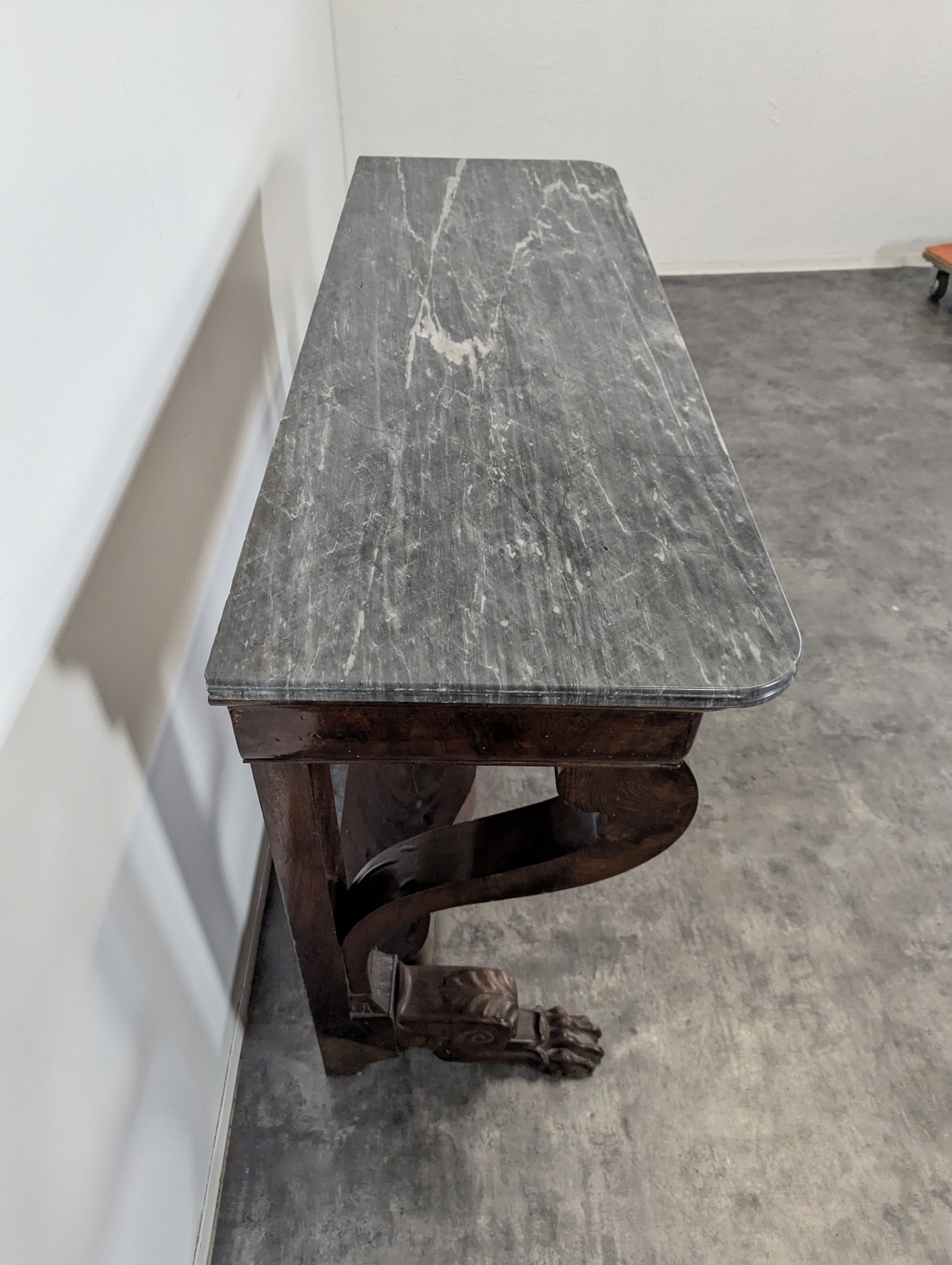 Restoration period console in flamed mahogany