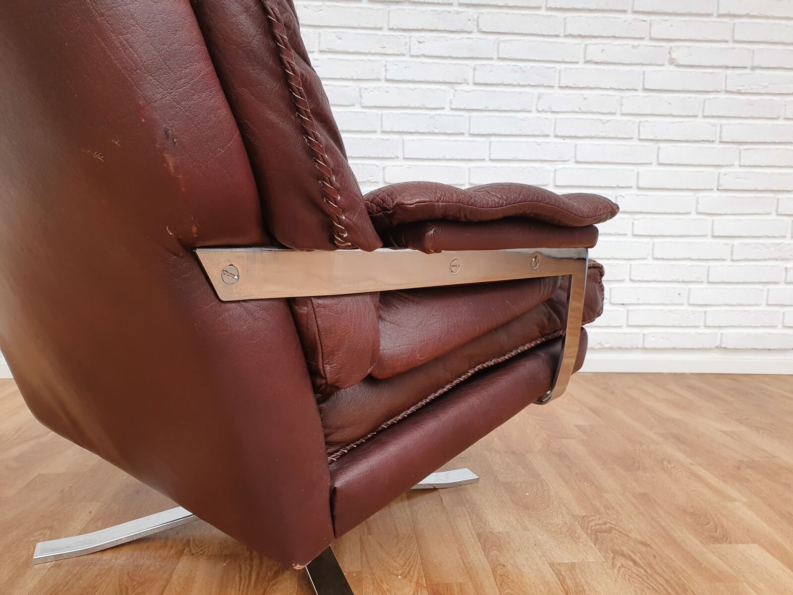 Fauteuil suédois Arne Norell des années 70