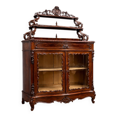 Superbe vitrine galbée d’époque Napoléon III, réalisée en acajou