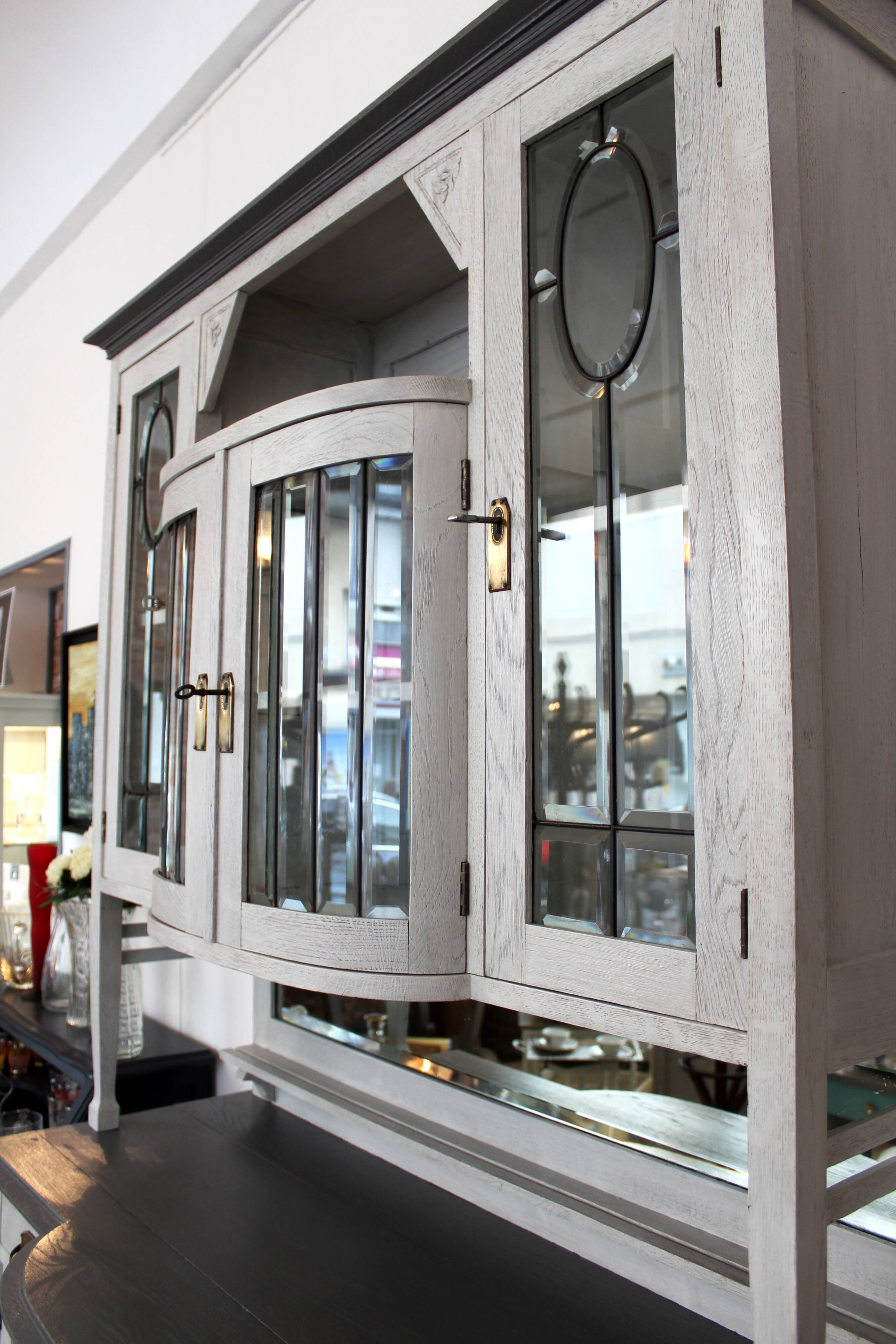 British buffet solid oak early twentieth century