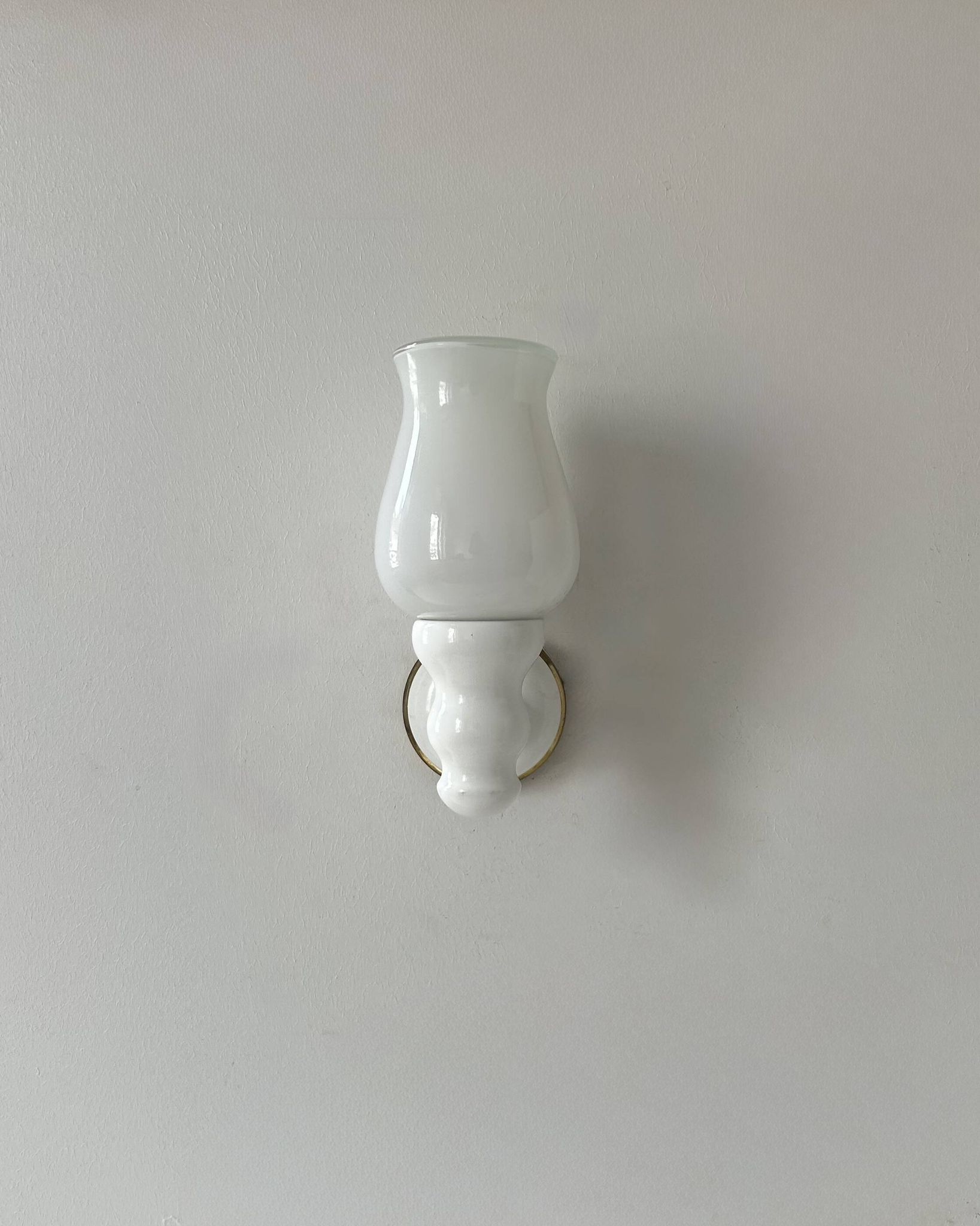 Vintage painted wood and opaline wall lamp, France, 1980