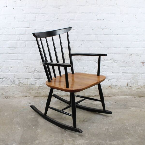 Rocking-chair vintage style scandinave