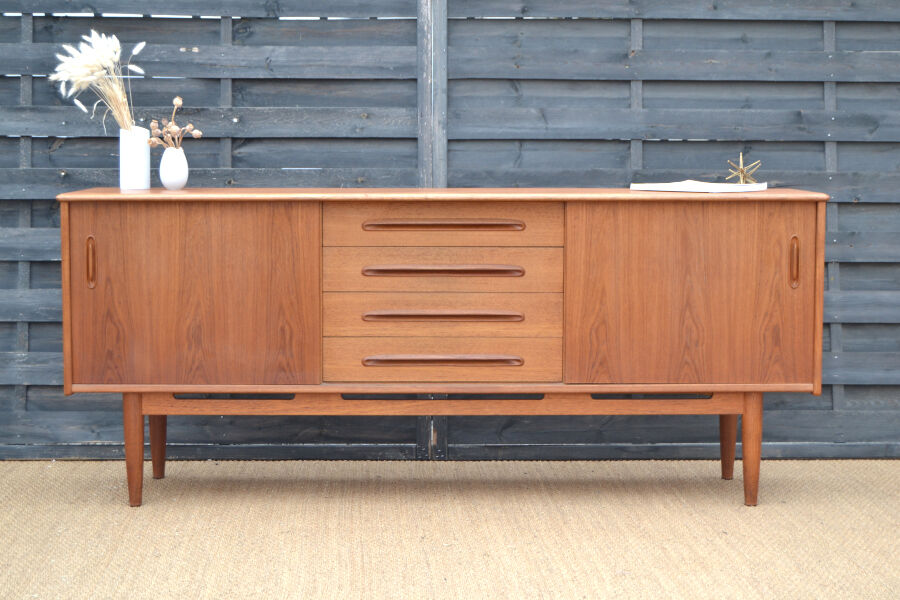 Sideboard by Nils Jonsson model Bjärnum
