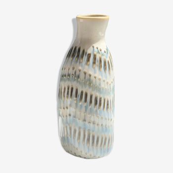 Vase artisanal en céramique grès émaillé écru motif ethnique