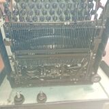 Old Rocher Rooy Functional Typewriter 1940s